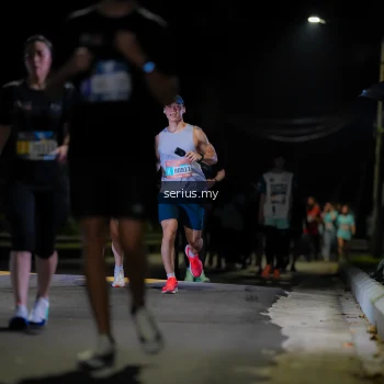 Runner Photo 3677503