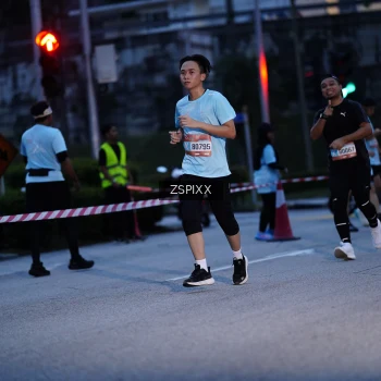 Runner Photo 3677531