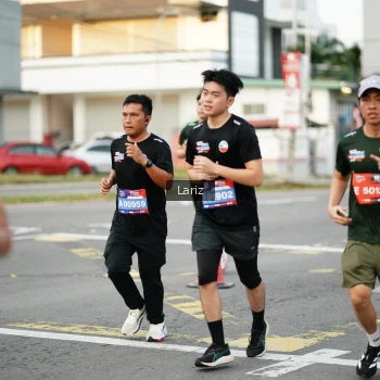 Runner Photo 3677575