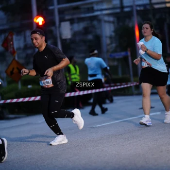 Runner Photo 3677587