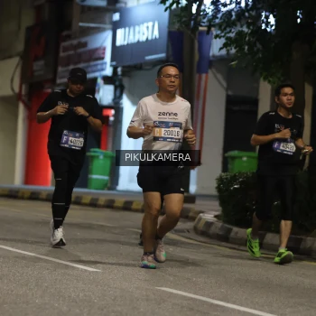 Runner Photo 3677595