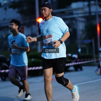 Runner Photo 3677774