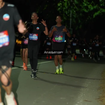 Runner Photo 3677786