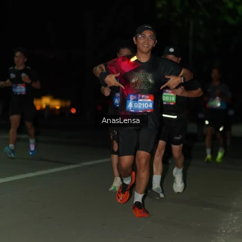 Runner Photo 3677794
