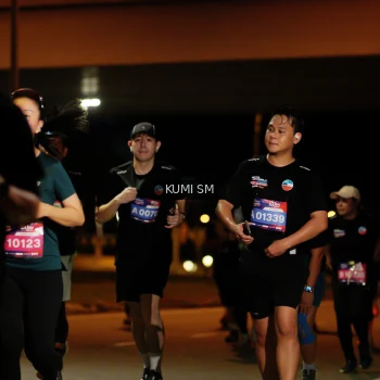 Runner Photo 3677795