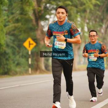 Runner Photo 3677830