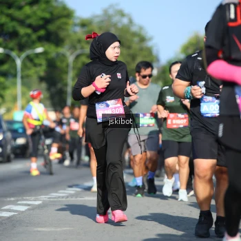 Runner Photo 3677833