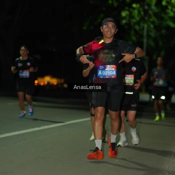Runner Photo 3677835