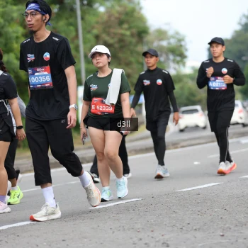 Runner Photo 3677874