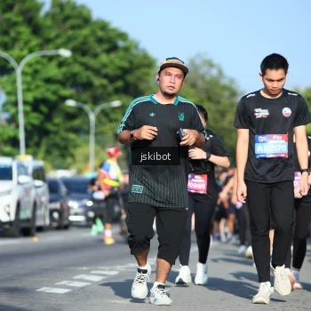 Runner Photo 3677906