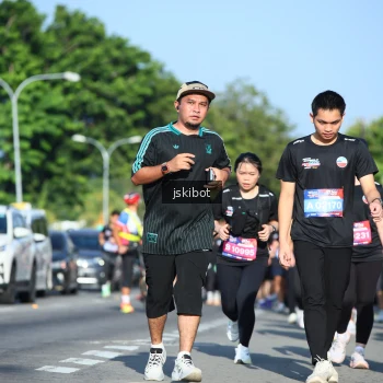 Runner Photo 3677912