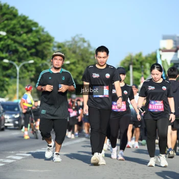 Runner Photo 3677924