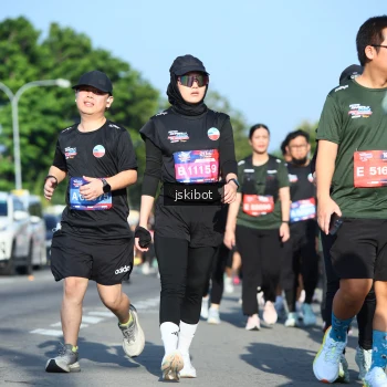 Runner Photo 3677955