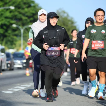 Runner Photo 3677971