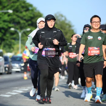 Runner Photo 3677980