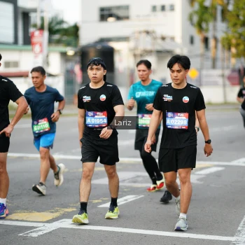 Runner Photo 3677993