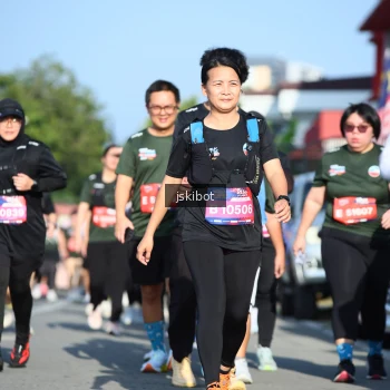 Runner Photo 3677995