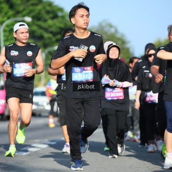 Runner Photo 3678028