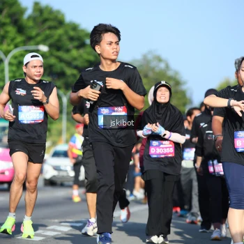 Runner Photo 3678033