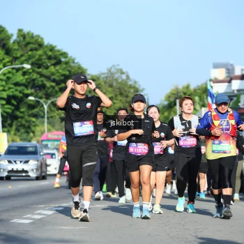 Runner Photo 3678063