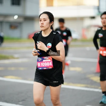 Runner Photo 3678101