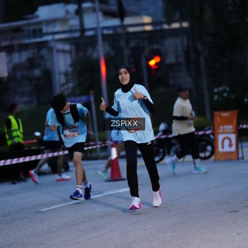 Runner Photo 3678107