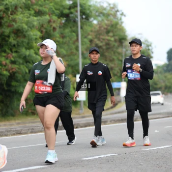 Runner Photo 3678131