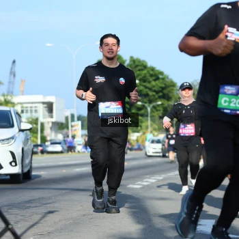 Runner Photo 3678158