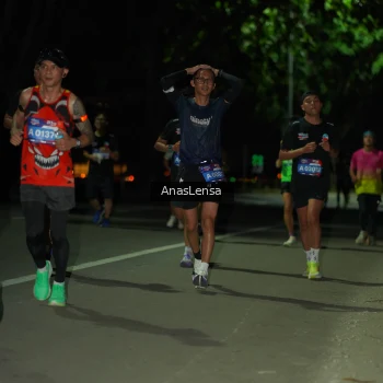 Runner Photo 3678173