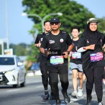 Runner Photo 3678194