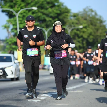 Runner Photo 3678197