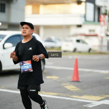Runner Photo 3678216