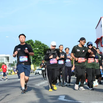 Runner Photo 3678218