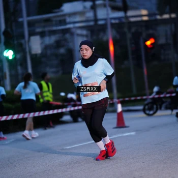 Runner Photo 3678221