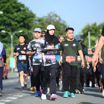 Runner Photo 3678225