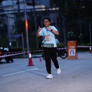 Runner Photo 3678240
