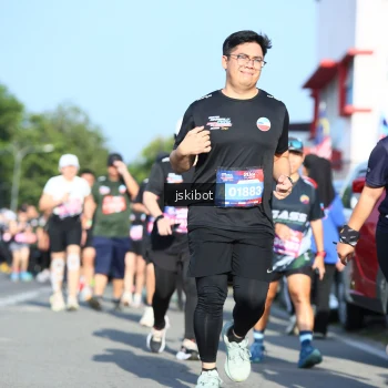 Runner Photo 3678257