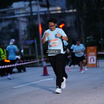 Runner Photo 3678265