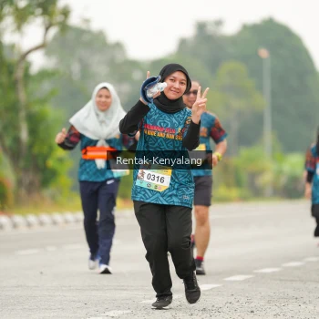 Runner Photo 3678300