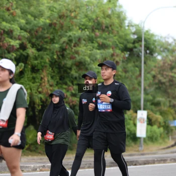 Runner Photo 3678336