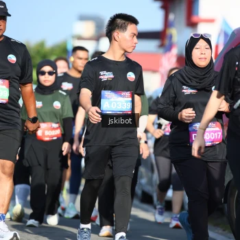Runner Photo 3678355