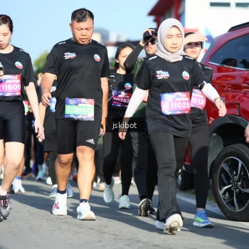 Runner Photo 3678360