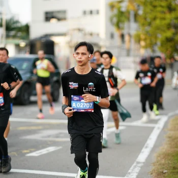Runner Photo 3678381