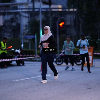 Runner Photo 3678445