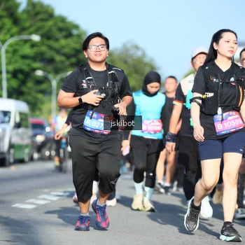 Runner Photo 3678473