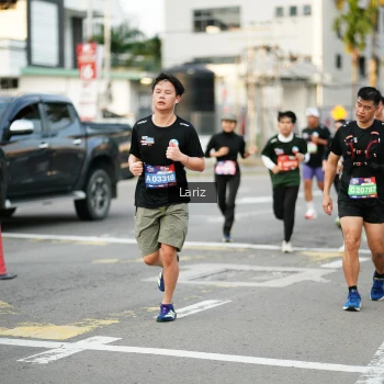 Runner Photo 3678501