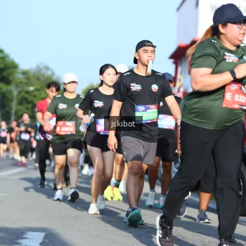Runner Photo 3678545