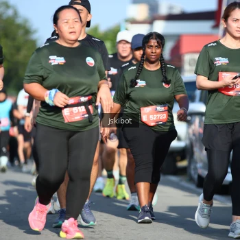 Runner Photo 3678565