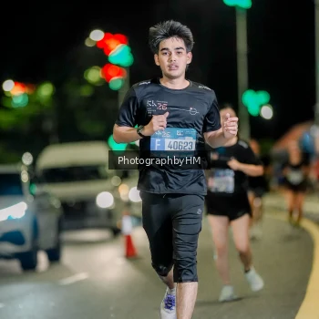 Runner Photo 3678573