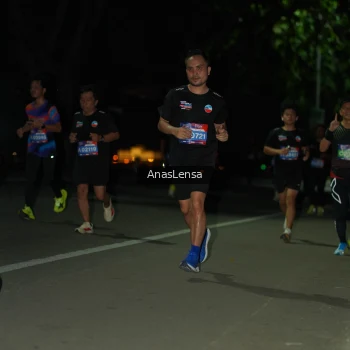 Runner Photo 3678619